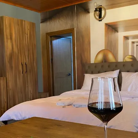 Hotel Keshtjella Xhabeqos Laknas