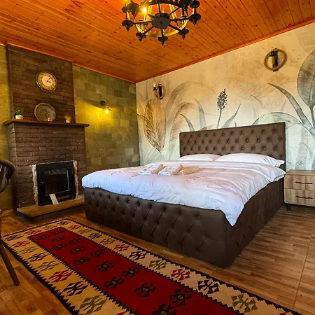 Keshtjella Xhabeqos 4*