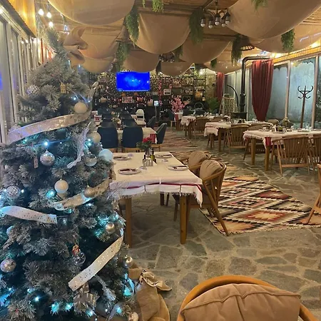 Keshtjella Xhabeqos Hotel 4*