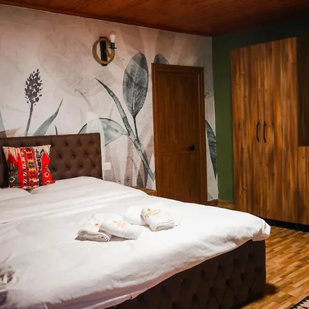 Keshtjella Xhabeqos Hotel Laknas