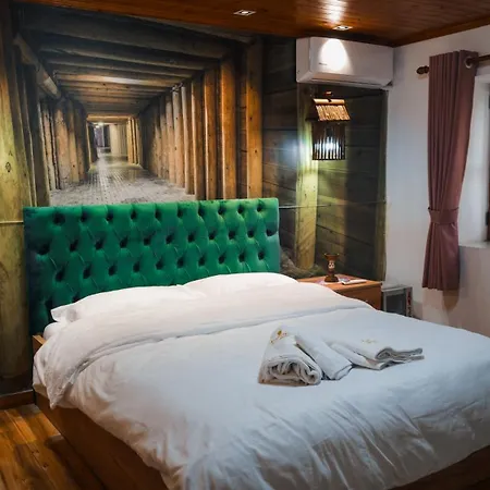 Hotel Keshtjella Xhabeqos Laknas