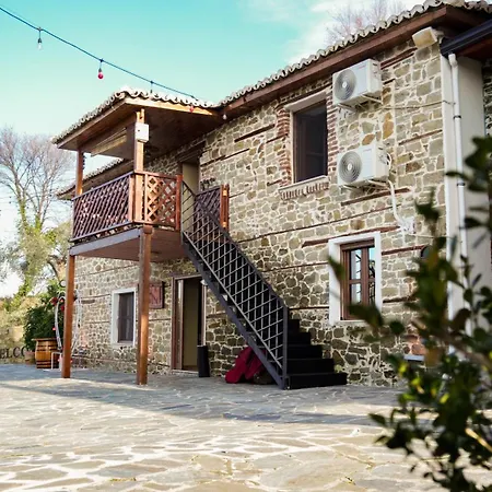Keshtjella Xhabeqos 4*
