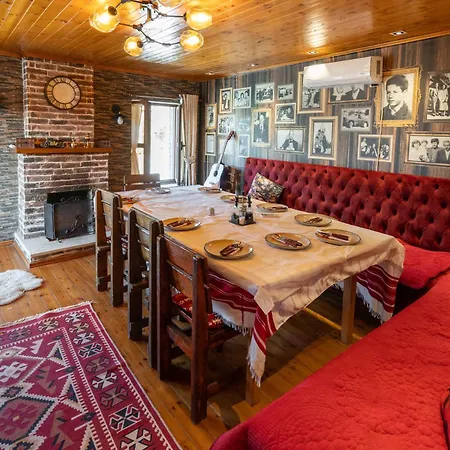 Hotel Keshtjella Xhabeqos