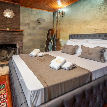 Keshtjella Xhabeqos Hotel