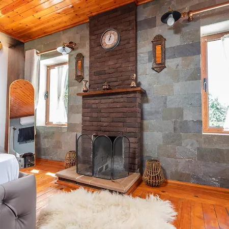 Keshtjella Xhabeqos Hotel