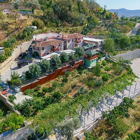 Hotel Keshtjella Xhabeqos Laknas