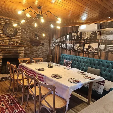 מלון Keshtjella Xhabeqos 4*