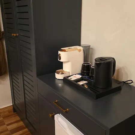Keshtjella Xhabeqos Отель 4*