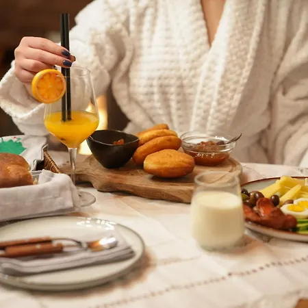 Hotel Keshtjella Xhabeqos