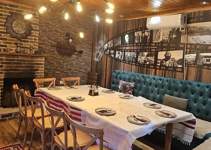 Hotel Keshtjella Xhabeqos 4*