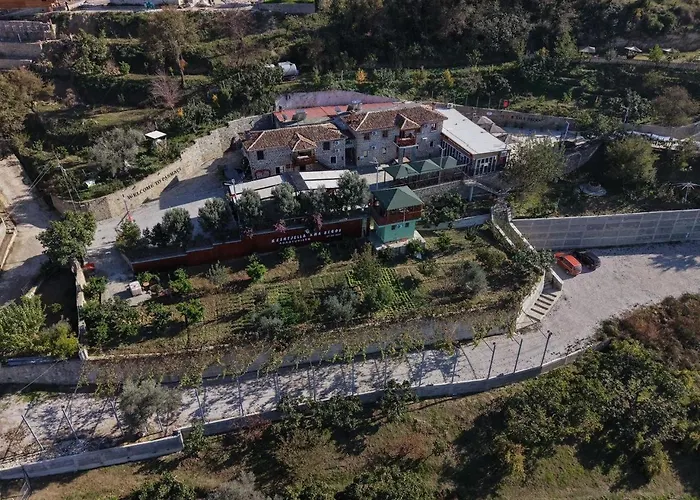 Hotel Keshtjella Xhabeqos