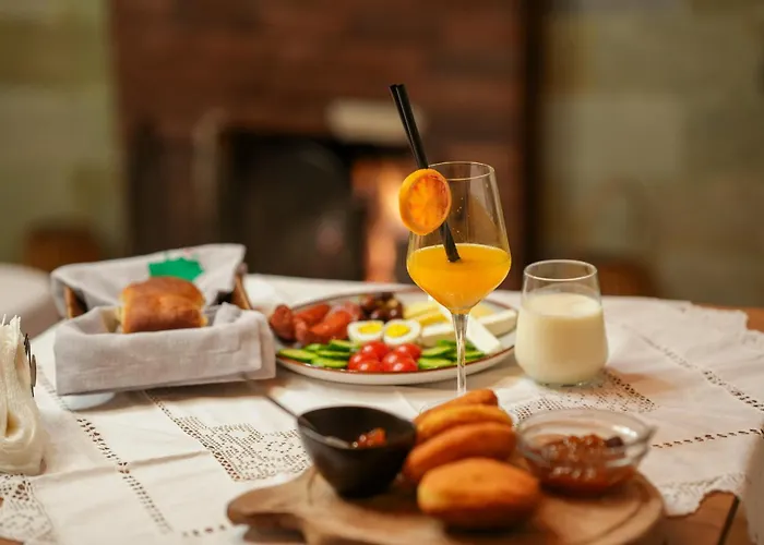 Hotel Keshtjella Xhabeqos Laknas