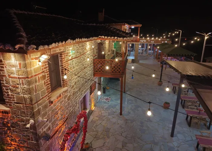 Keshtjella Xhabeqos 4*