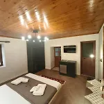 호텔 Keshtjella Xhabeqos 4*