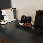 Keshtjella Xhabeqos 호텔 4*