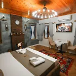 호텔 Keshtjella Xhabeqos 4*