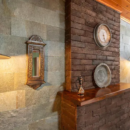 Keshtjella Xhabeqos 酒店