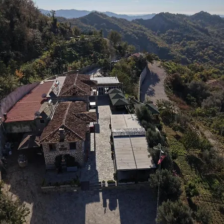 فندق Keshtjella Xhabeqos 4*