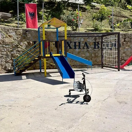 Hotel Keshtjella Xhabeqos 4*