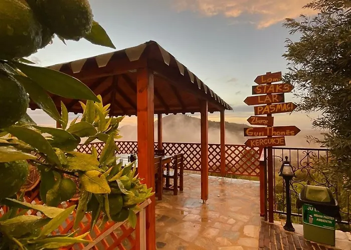 Keshtjella Xhabeqos 4* Ljaknasi