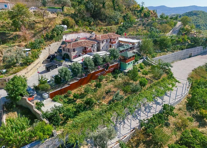 Hotel Keshtjella Xhabeqos Ljaknasi