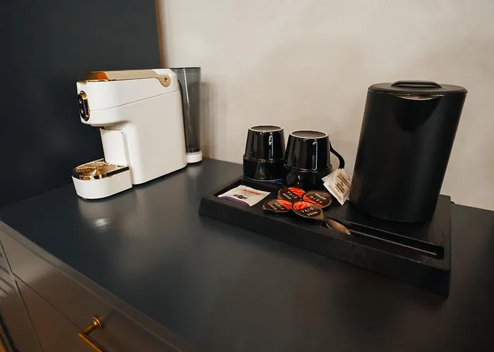 Keshtjella Xhabeqos Hotel 4*