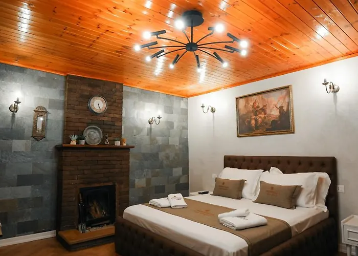 Hotel Keshtjella Xhabeqos 4*