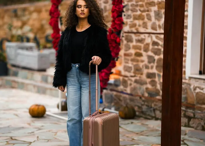 Hotel Keshtjella Xhabeqos Ljaknasi